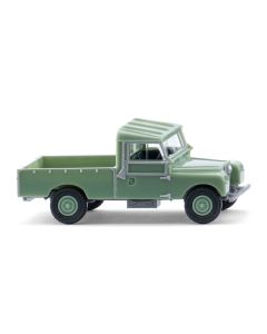 Land Rover Pickup, blassgrün