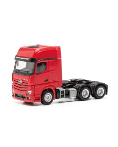 MB Actros L Gigaspace 6x4, rot