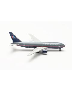 United Airlines Boeing 767-200, “Battleship” livery - N603UA
