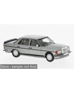 Mercedes W123 AMG, grau