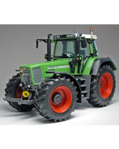 Fendt Favorit 824