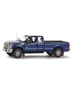 Ford F250 XLT Pickup Super Cab & 8' Bed in Dark Blue