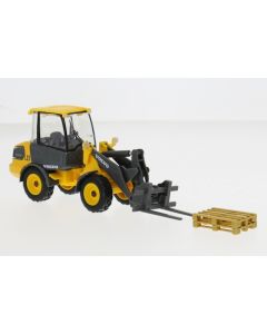 Volvo  L25