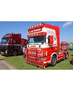 SCANIA  6X2 164  "C. DE NOOD"     