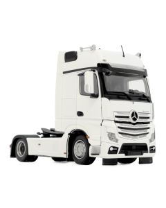 MB Actros Gigaspace 4x2 white