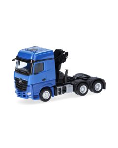 MB Arocs 18 Bigspace 6x4 mit Ladekran, enzianblau