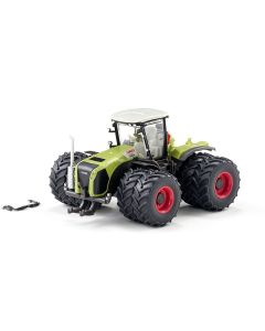 Claas Xerion 5000 m. Zwillingsbereifung