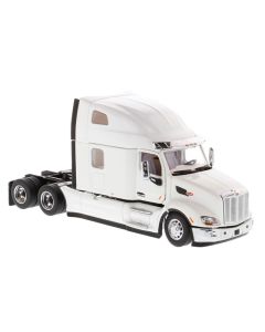 Peterbilt 579 UltraLoft Tractor in White 