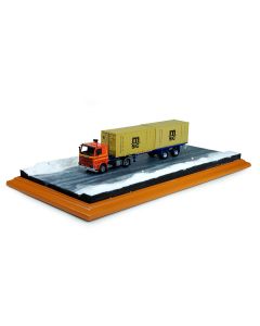 Vitrine - Diorama snowy road