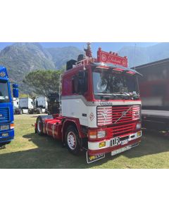 Volvo F12 4x2 "Dolcetti"