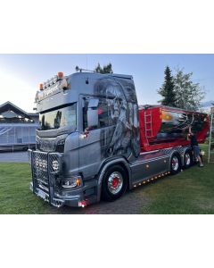 Scania NG R HL 8x4 mit Hakenarmsystem "Thiz"