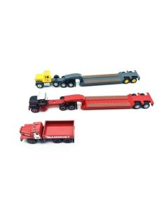 Mammoet Mack trucks set