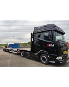 DAF XG+ 4x2 "Mega Transport"