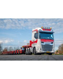 DAF XG+ 8x4 mit SL Tieflader 7a + Dolly 3a "Mud - Grond en Transportwerken"