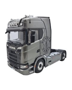 Scania V8 730S 4x2, grau